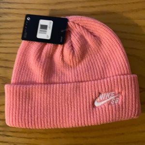 Nike sb beanie